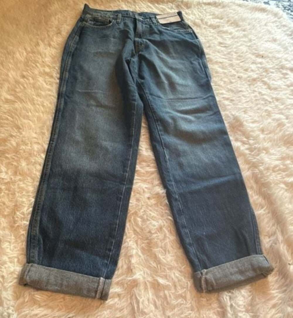 Arizona Jean Co. Highest-Rise Mom Jeans, Size 7